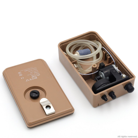 Компрессор на батарейках BOYU Portable Air Pump (D-200)