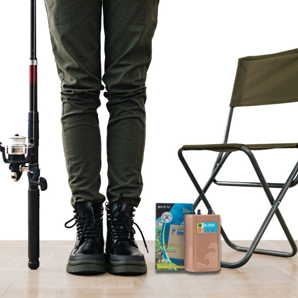 Компрессор на батарейках BOYU Portable Air Pump (D-200)