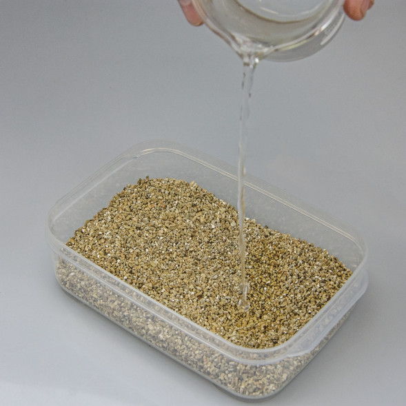 Инкубатор пластиковый Hobby Easy Breeder Box (36317) на 14 яиц для рептилий и мелких птиц